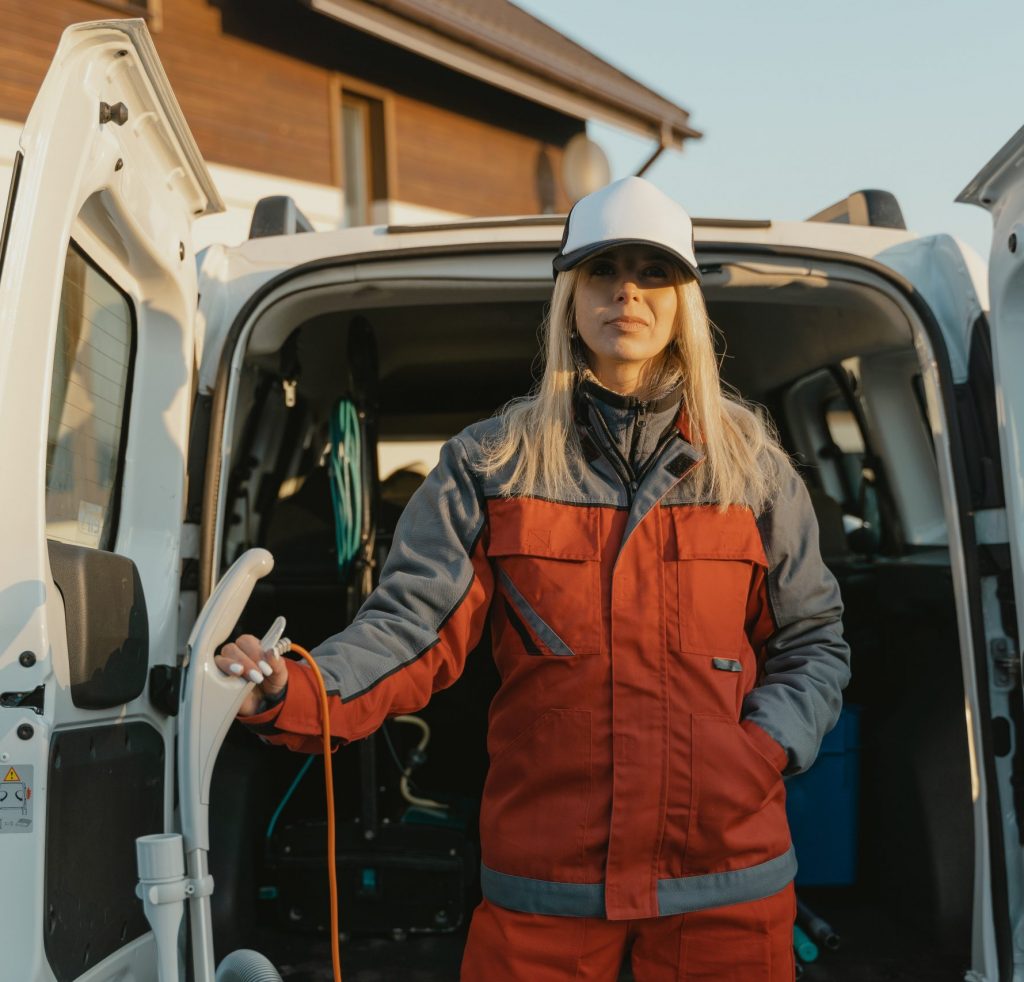 mrfriendandcompany worker